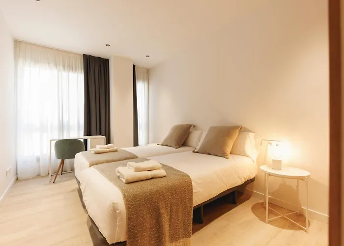 Bravissimo Centre, Modern 2-Bedroom Apartment