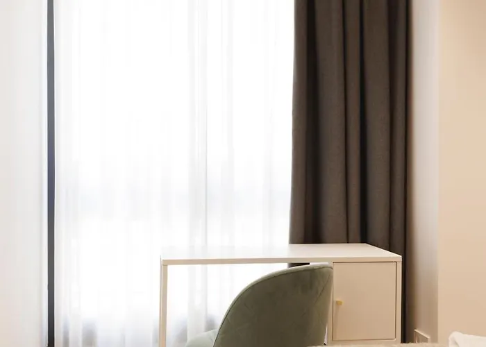 Bravissimo Centre, Modern 2-Bedroom Apartment